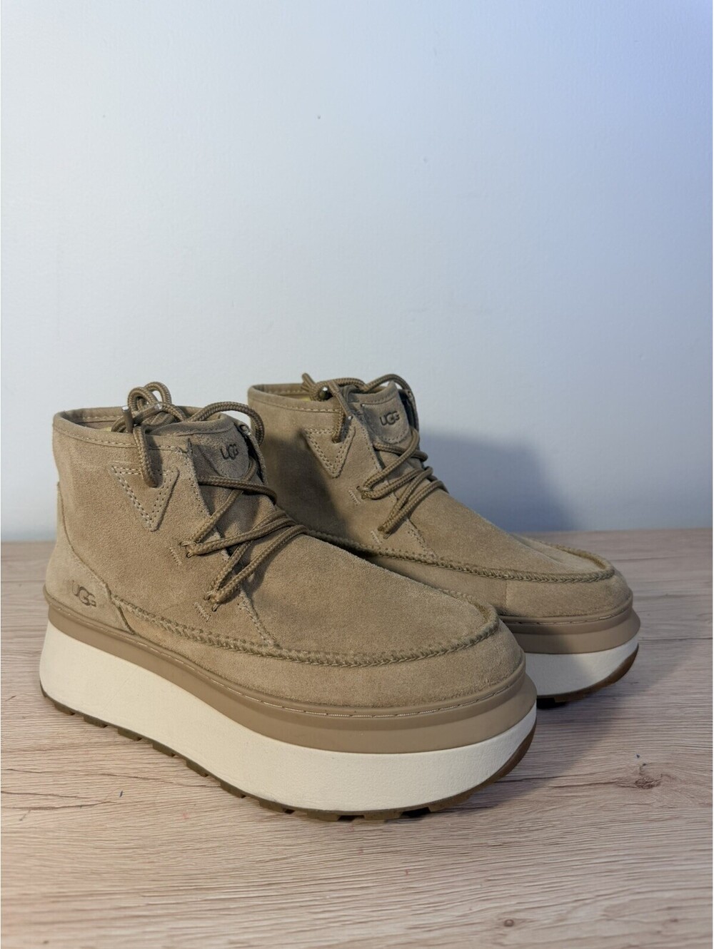 UGG Marin Bootie Chestnut Suede Platform Lace Up Women Boots Size 8